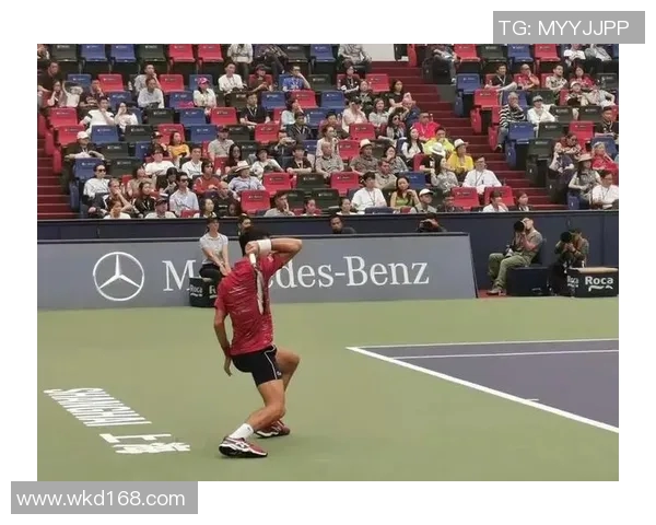 南京网球队在大师赛中的节奏表现分析与点评探讨 南京网球队在大师赛中的节奏表现分析与点评探讨