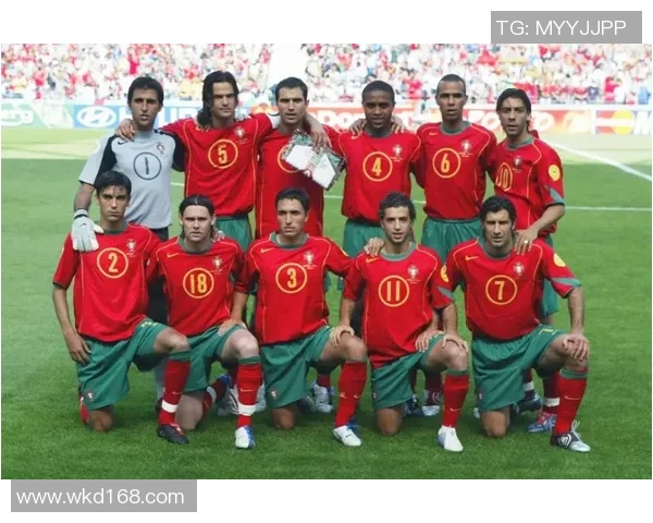 当今足球明星的璀璨星空与他们背后的传奇故事探秘 当今足球明星的璀璨星空与他们背后的传奇故事探秘