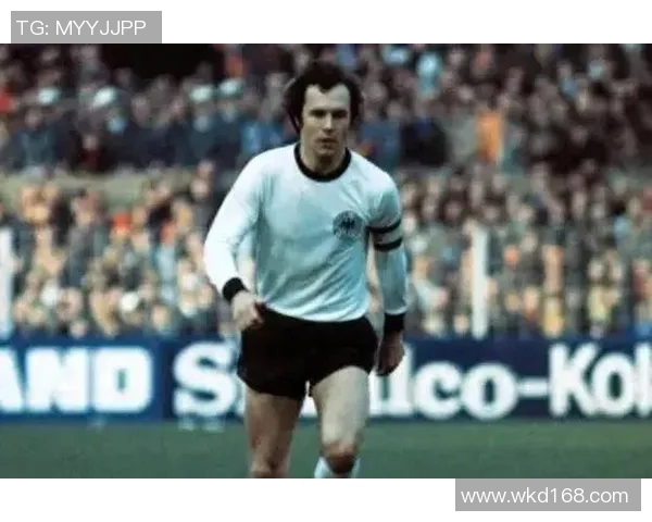 德国退役足球明星名单及其辉煌职业生涯回顾与成就分析 德国退役足球明星名单及其辉煌职业生涯回顾与成就分析